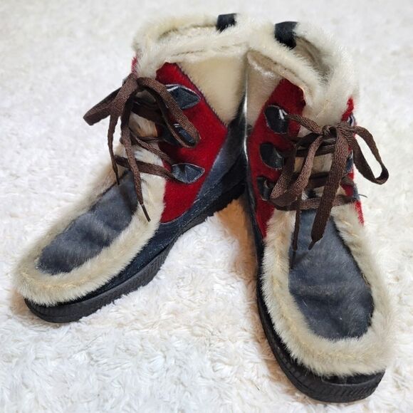 Ski-Lounger Italian Vintage 70s Faux Fur & Suede Red & Grey Lace-Up Booties - Picture 3 of 9